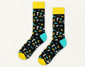 Retro Game mens socks | womens socks | funny socks | cool socks | yellow socks | gift for men | gift for her | patterned socks | crazy socks
