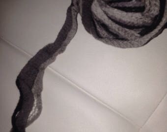 Silk scarf ruffle tri-color or another 100gr wool yarn