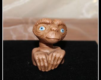 Vintage Avon ET The Extra Terrestrial Ceramic Flower Pot Clinger, Universal Studios, Ceramic ET Figurine, Movie Memorabilia, Collectible