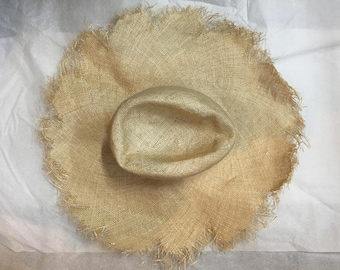 Fine sisal straw body for millinery hat making