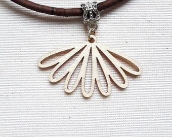Necklace made of Cork, wood pendant range