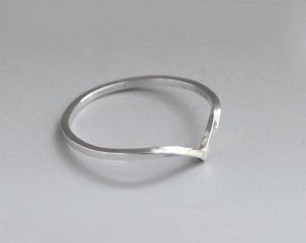 thumb ring ring V ring chevron ring thumb Silver v