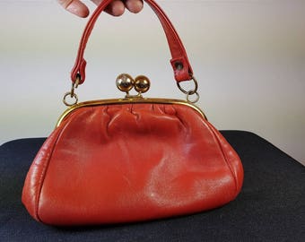 Vintage Red Leather Handbag Shoulder Bag Purse 1960's Mod Go Go
