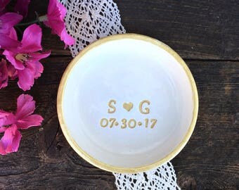 Classic Jewelry Dish - Gold - Ring Dish - Date and Initials - Personalized Gift - Catchall - Wedding Ring Holder - Wedding Gift