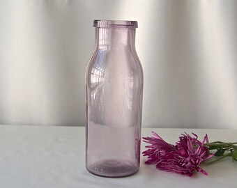 Vintage Purple Glass Milk Bottle Sun Purple Amethyst Bottle Collector Rustic Vase Dairy Farm Country Kitchen 1910s