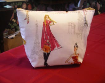 Fashionable Girls in Paris, Rome, and London Make-Up Bag
