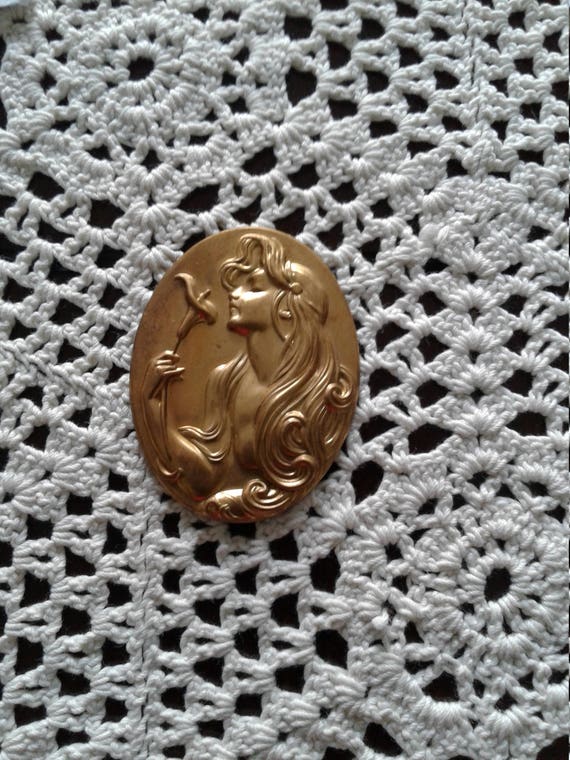 Vintage Jewelry gold gilt mold