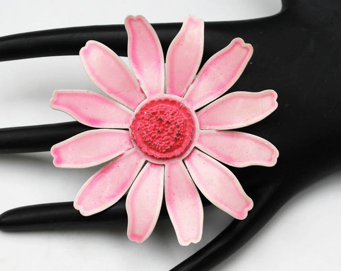 Flower Brooch - Light Pink - Enamel on Metal - Floral pin