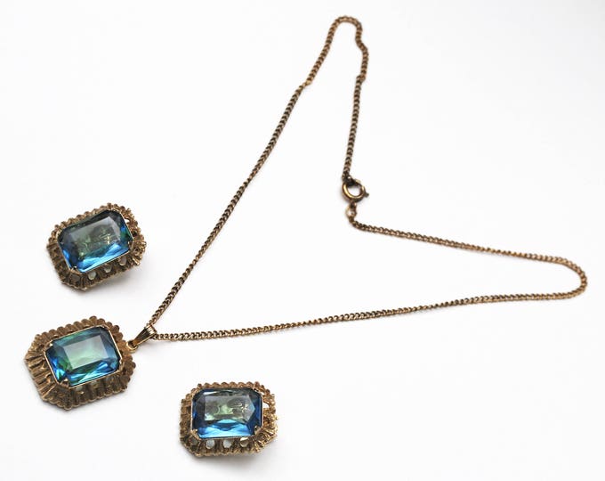 Blue Green Glass Pendant Necklace Earrings Set - Givre glass - Open back - gold - clip on earrings Jewelry set