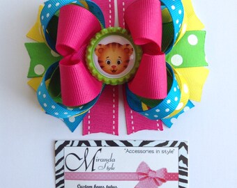 Daniel tiger hair bow, Daniel tiger's, Daniel tiger party, Daniel tiger shirt, daniel tiger necklace. ***Free Shipping***
