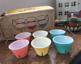 Vintage JAJ Pyrex Boxed Custard Cups Ramekins in Cradle