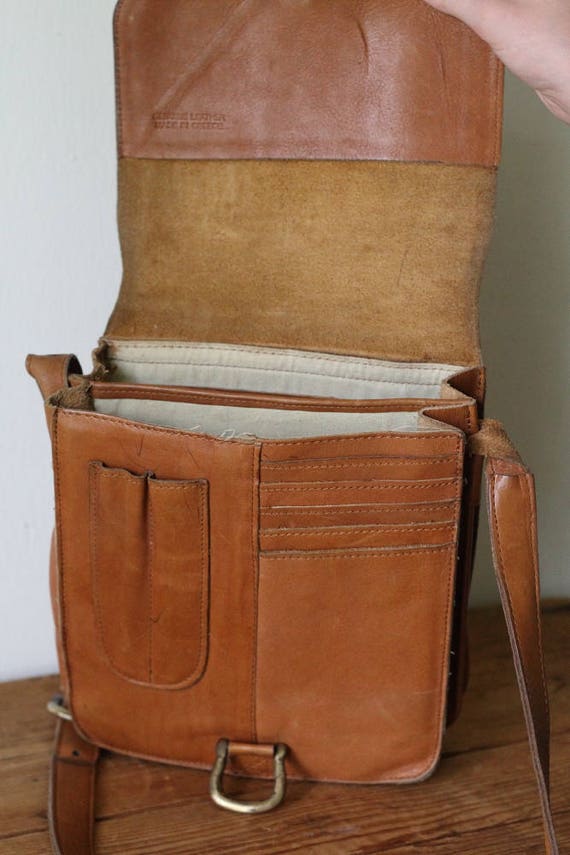EDDIE BAUER Tan Leather Saddle Bag Crossbody Handbag/ Vintage