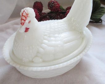 Vintage Westmoreland Milk Glass Covered dish - Hen on the nest - One of 6 different covered animal dishes- Estate find!