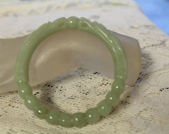 Antique Chinese Jade Bracelet Asian Chinese Jewelry Jade Bangle Bracelet Two Dragons Holding Pearl Carved Estate Bracelet