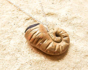 Ursula necklace - Conch shell necklace - Ariel necklace - Shell Pendant - Ocean jewelry - Nautical necklace - Ursula Costume