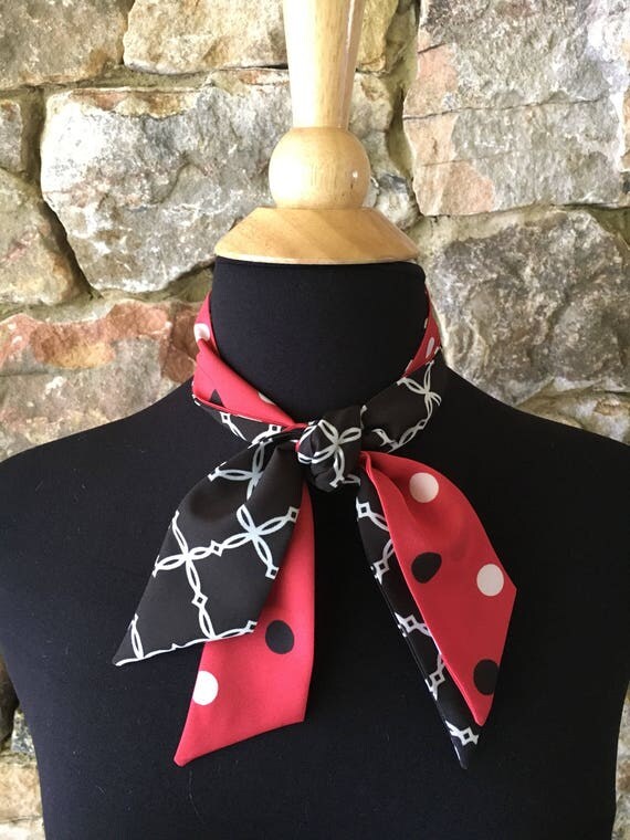 Mini scarf with three options