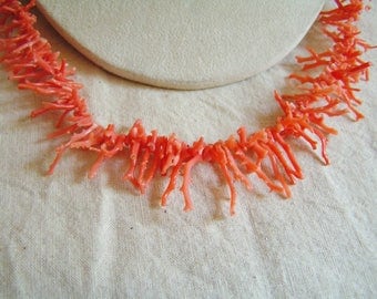 Vintage Pink Angel Skin Branch Coral Necklace 24 Inch Silver Tone Clasp.