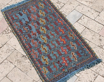 mini oriental rug