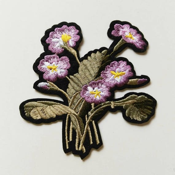 Purple chrysanthemums clusters Flower Embroidered Ironon