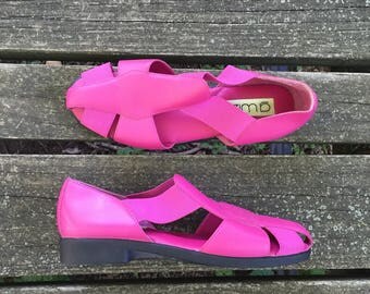 Sandals - Size 10 Pink Leather Strappy Elastic Flats G Wiz Womens