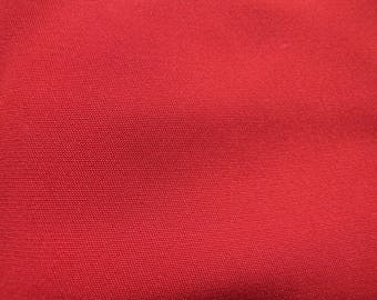 RED SILK GEORGETTE COUPON DARK 30/46 CMS
