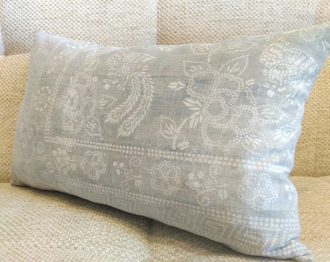 13"x 22" Vintage Chinese Batik Pillow Cover, Miao Batik Gray Pillow Case, Boho Throw Pillow, Ethnic Costume Textile Cushion Cover
