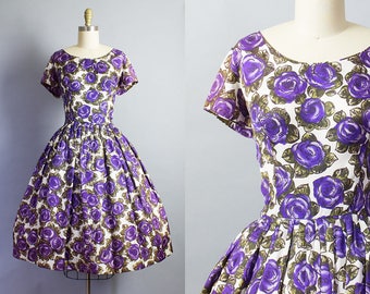 1950s Purple Rose Print Dress/ Medium (40B/30W)