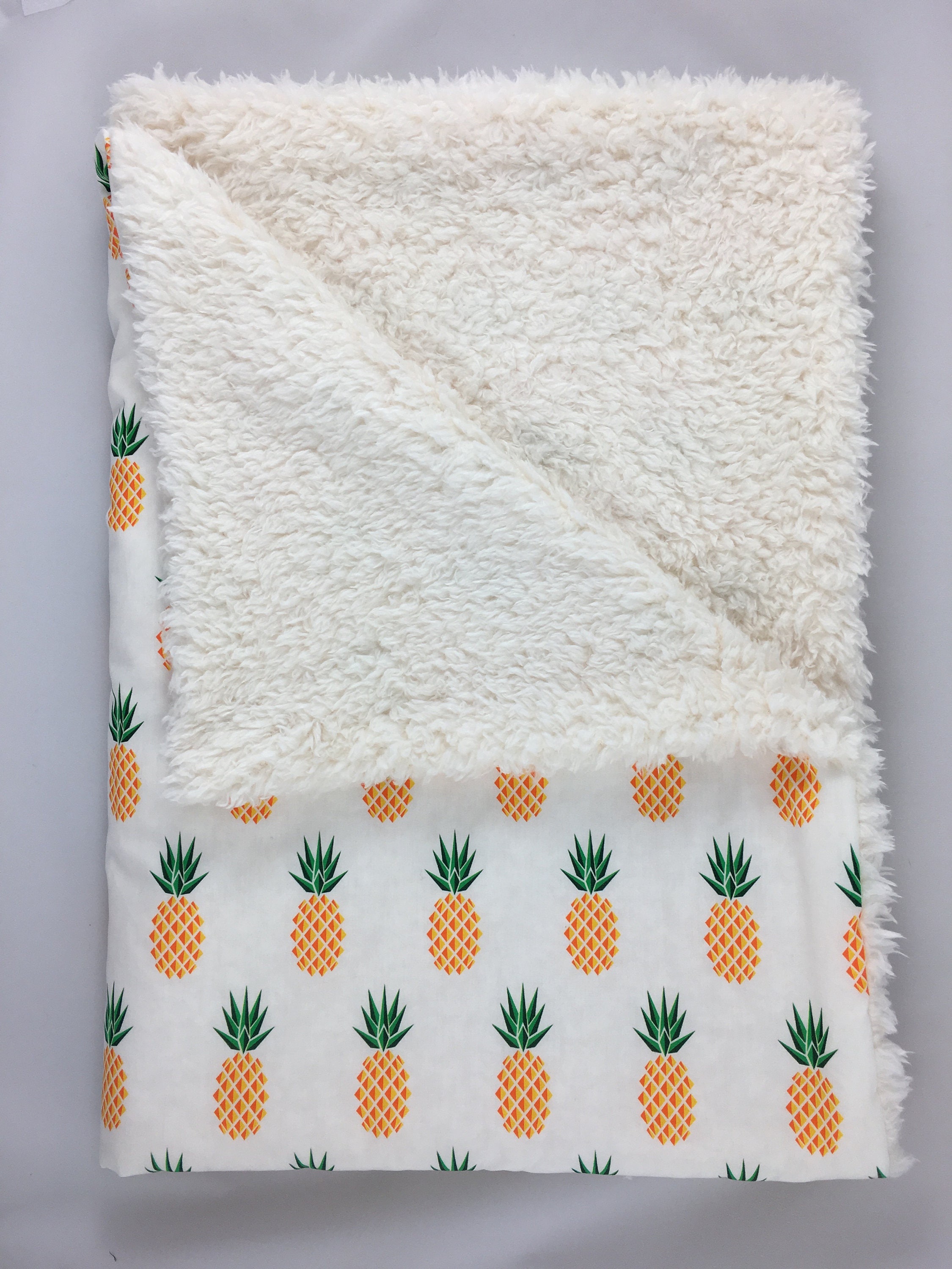 Pineapples Blanket