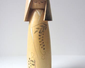 Vintage Japanese Kokeshi Doll