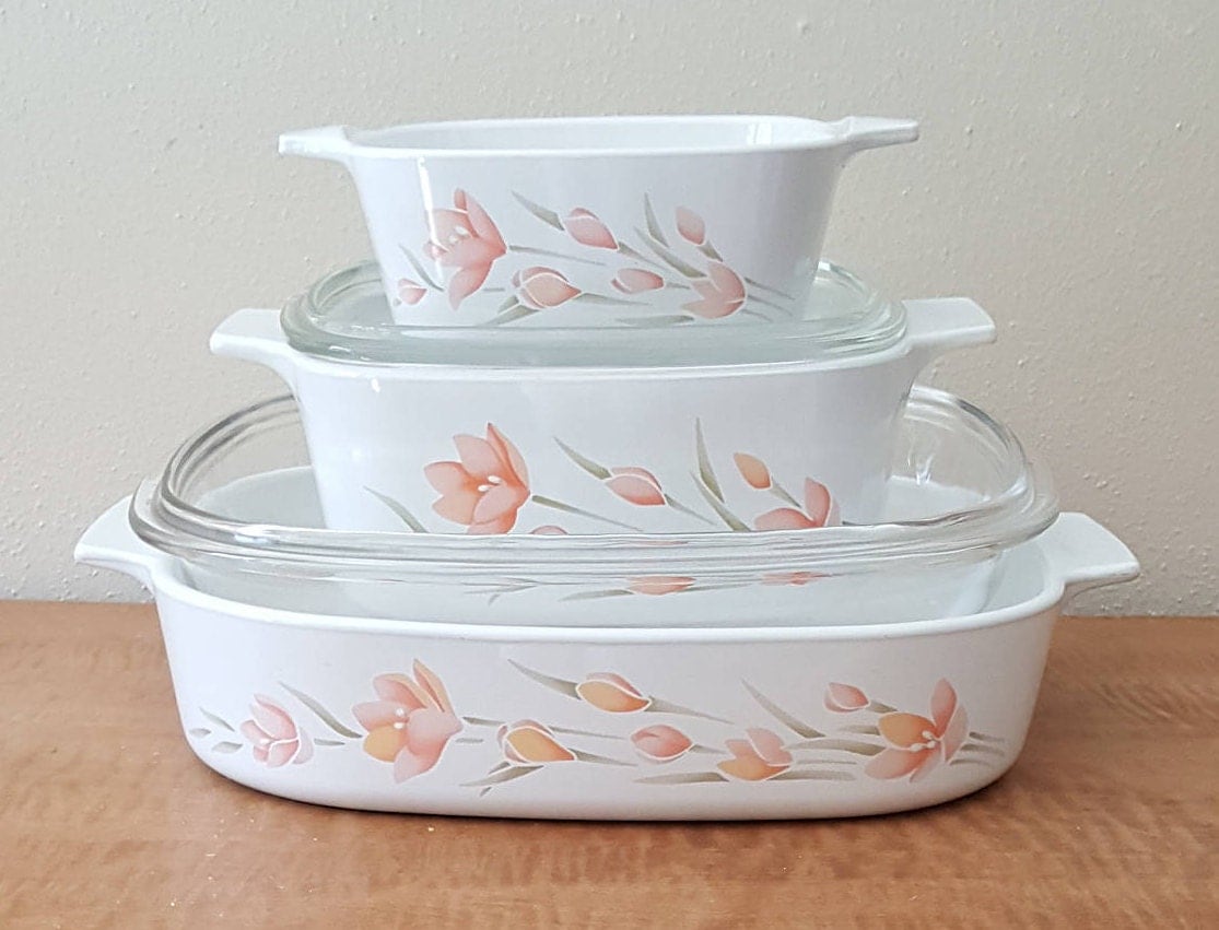 Vintage Corning Ware Peach Floral A-10-B 2 1/2L Baking Dish