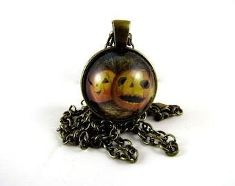 FREE SHIPPING Vintage Halloween Jewelry Jack O Lantern Necklace Pumpkin Jewelry Jack O Lantern Jewelry Witch Jewelry Halloween Accessories