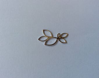 Perforated 925 sterling silver leaf connector