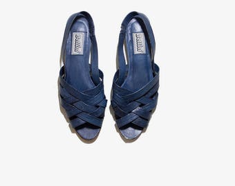 Vintage Leather Sandals 8.5 / Navy Leather Sandals / Woven Leather Sandals / Strappy Sandals / Slingback Sandals