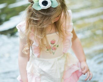 Seagull // Single Flower Headband or Alligator Clip, Carnation Felt Flower Accessories