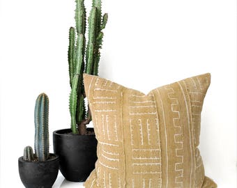 Mudcloth Pillow, Cream Mudcloth, African Mudcloth, Boho Mudcloth, Mud Cloth, Mudcloth Throw, Boho Decor, Tribal Pillow, Throw Pillow, Linen