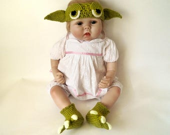 Crochet pattern PDF Infant Baby Yoda costume, Infant Yoda Headband and Infant Yoda Booties, Infant Baby Star Wars
