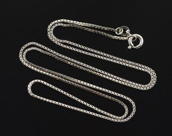 8k 0.9mm Box Link Chain Necklace Gold 17.5"