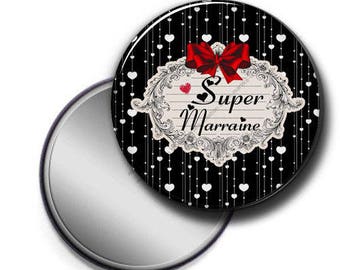 Magnet Décoratif Super Marraine - Diamètre 5.6 Cm - Illustration Unique - Fabriqué En France - Pour Frigo