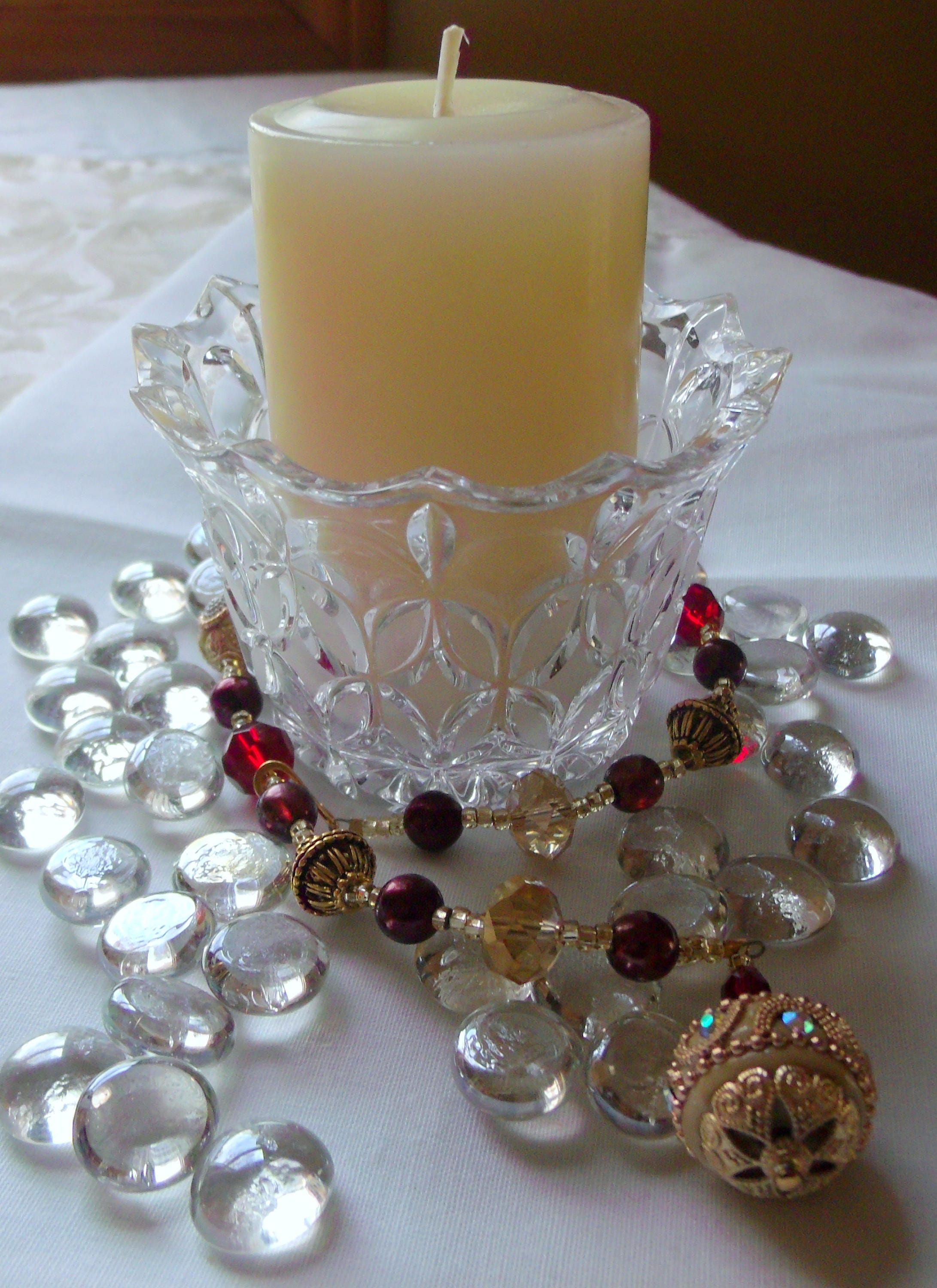 Red candle garland multi use decor ideas gold and cream