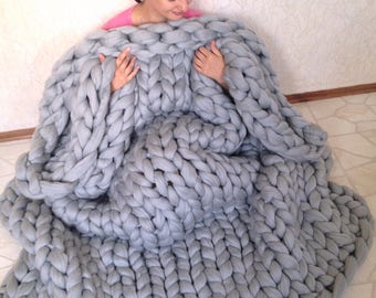 Chunky knit blanket. Chunky knit throw. Merino wool blanket. Giant knit blanket. Arm knit blanket. Super thick chunky blanket. Home interior