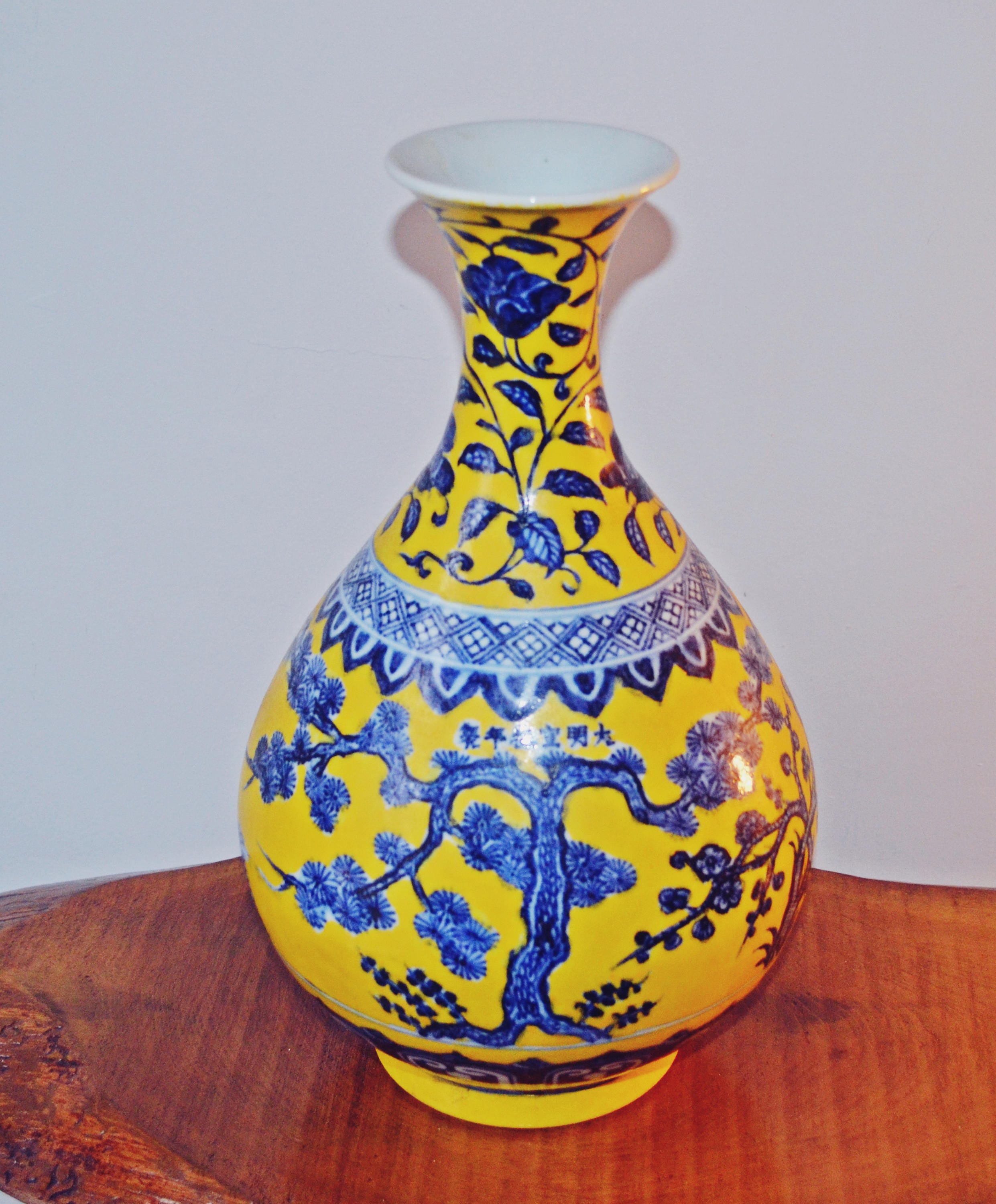 Asian Vase 53