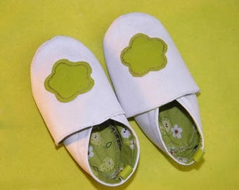 Kids slippers size 22