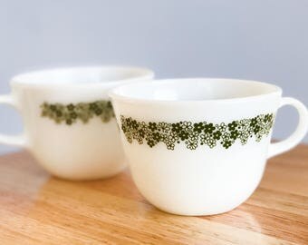 Vintage Set of 2 Pyrex Tea Cup Crazy Daisy Spring Blossom White Milk Glass