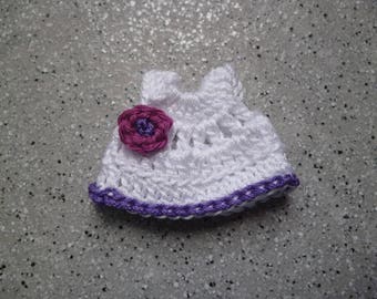 1 Robe miniature, mini robe blanche au crochet fait main, appliqué robe, customisation, scrapbooking, accessoire poupéé, miniature