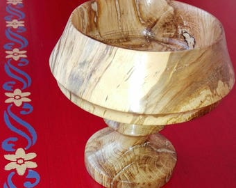Cut oak warmed serving aperitif