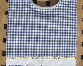 Bib/napkin embroidered Navy Blue gingham