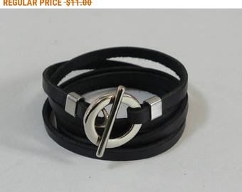 Black Wrap Leather Bracelet Leather Cuff Bracelet with Metal Toggle Clasp