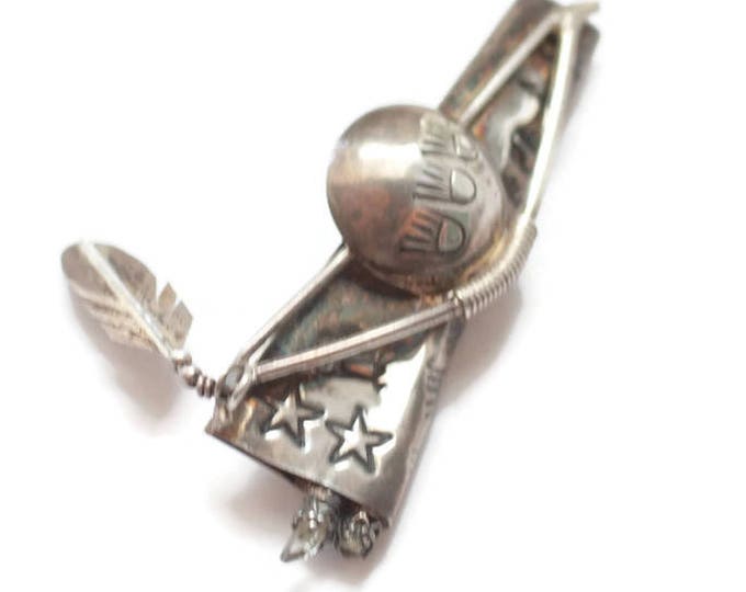 Native American Brooch Hunting Bow and Quiver of Arrows Sterling Silver Symbols Stars Feather Vintage