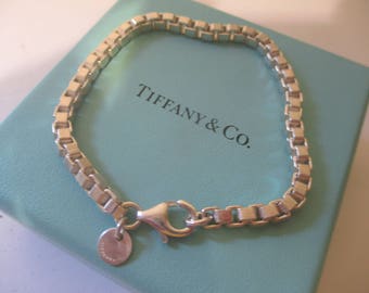 Tiffany and Co. Venetian Box Link 925 Sterling Silver Bracelet Box Pouch