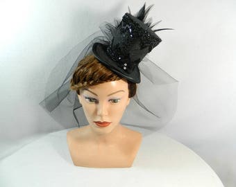 Tophat black Minihat veil Fascinator Gothic Hat Burlesque Cocktail Derby Bibi Chapeau Victorian Steampunk Bridal Hat Church Wedding